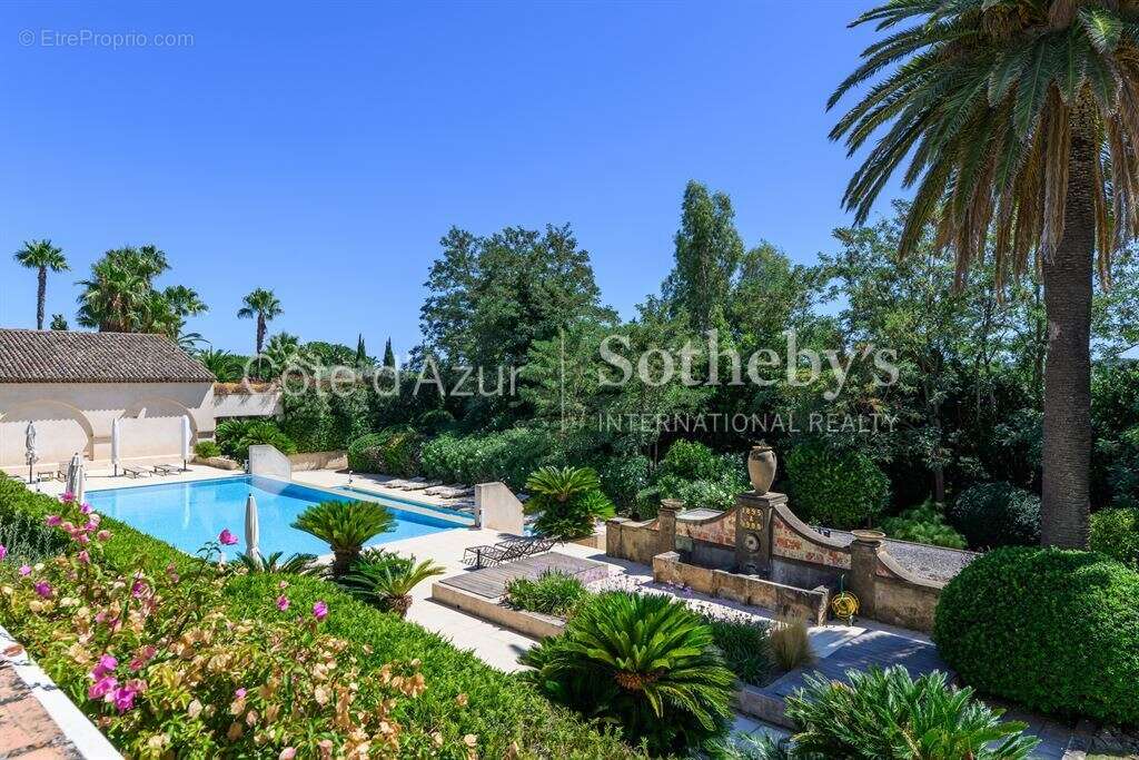 Appartement à SAINT-TROPEZ