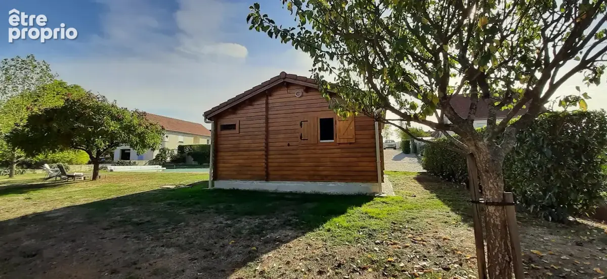 Maignifique maison rénovée avec piscine et chalet indépendant dans quartier prisé de gueugnon (71) - photo 9