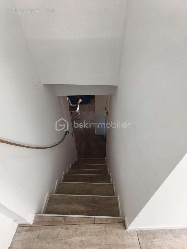  maison de village – 105 m² – 3 chambres – jardin – garage  - photo 15