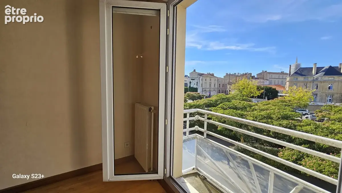 Appartement 3 pièces 84 m² à vendre à Niort (79000) - photo 6
