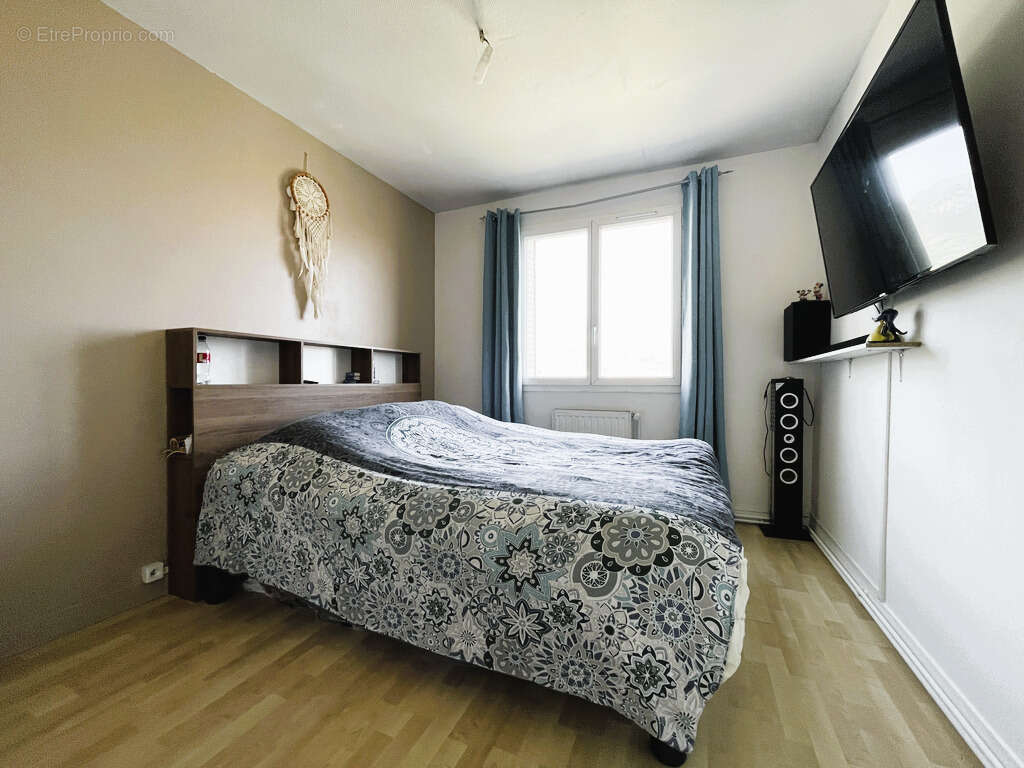 Appartement à FONTAINE