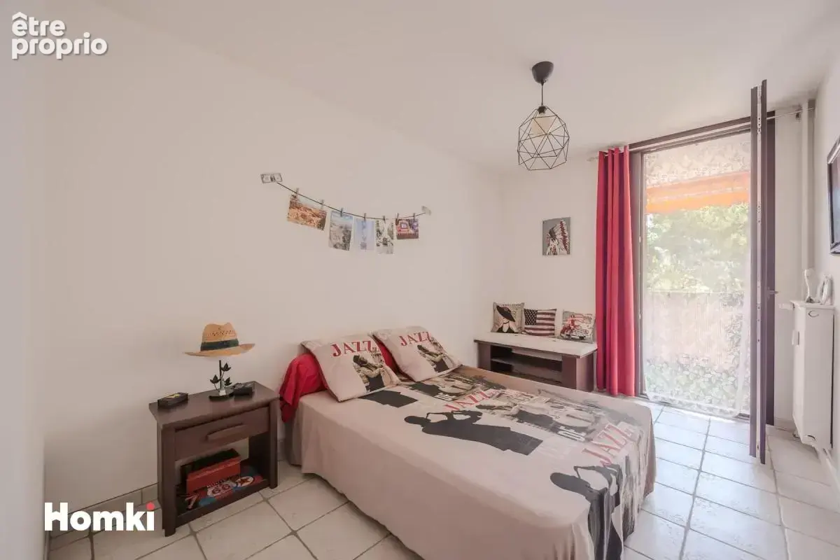 Appartement T4 de 81 m² + terrasse + ascenseur à La Seyne-sur-Mer 83500, Chemin du Vieux Reynier - photo 10