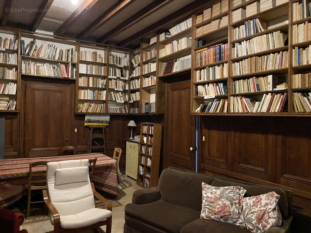 Maison à CHERVES-RICHEMONT