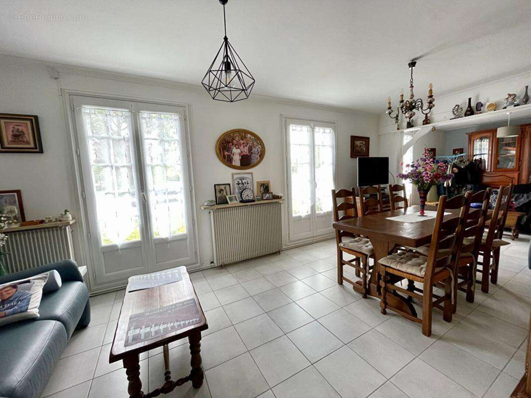 Maison Artigues Pres Bordeaux 4 pièce(s) 100 m2 - photo 6