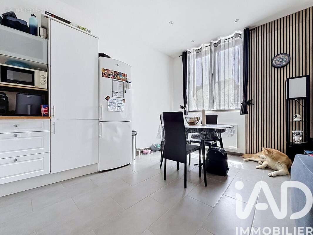 Photo 3 - Appartement à SAULX-LES-CHARTREUX
