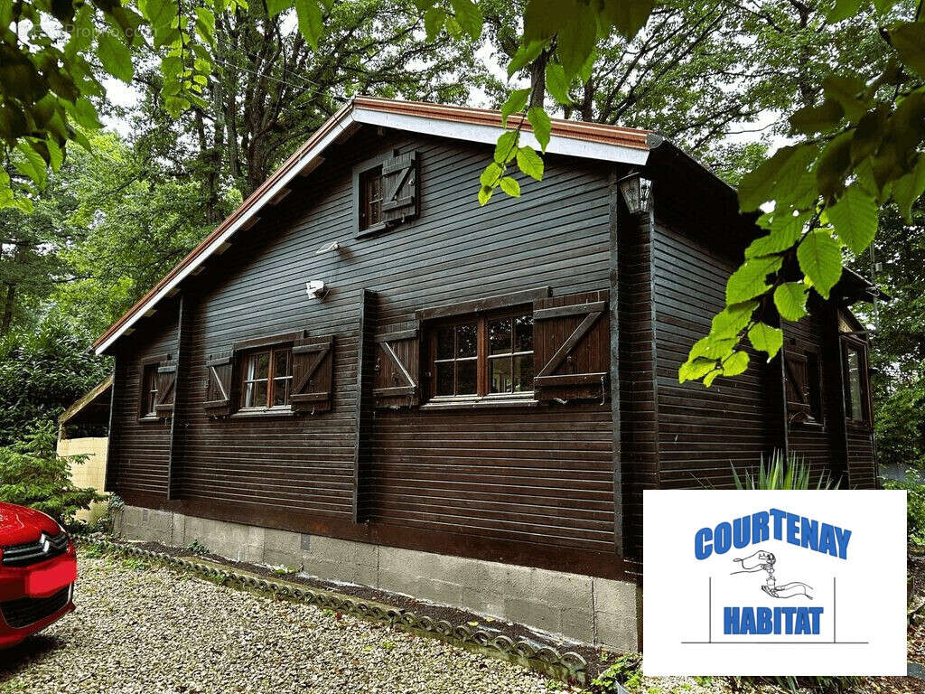 Maison à BAZOCHES-SUR-LE-BETZ