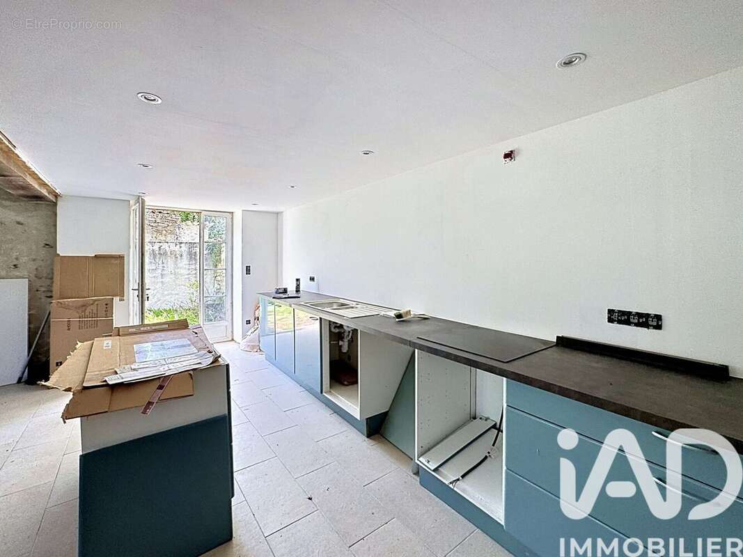 Maison 101 m² à Condeon  - photo 6