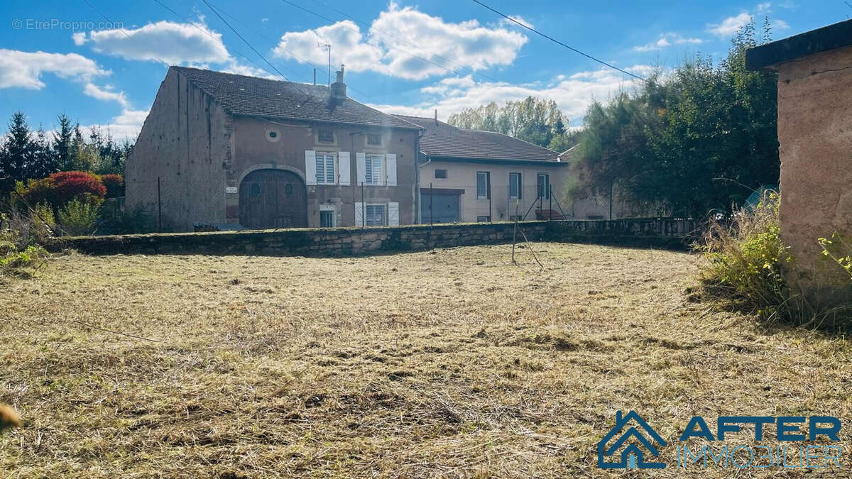 Maison à VACQUEVILLE