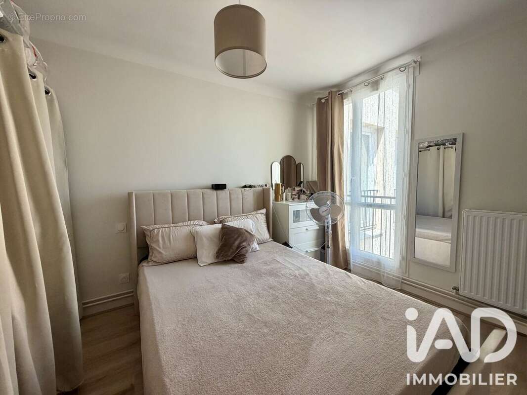 Photo 8 - Appartement à CHOISY-LE-ROI