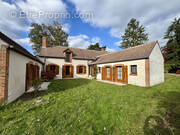 Maison à VIEILLES-MAISONS-SUR-JOUDRY