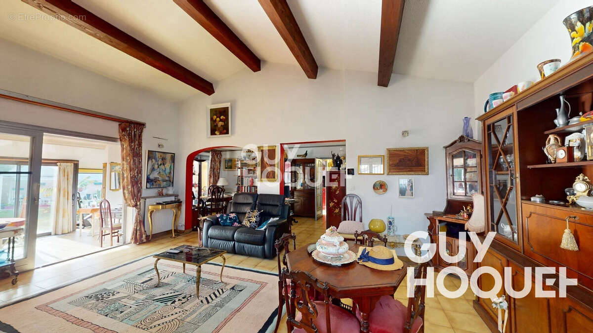 Maison à SAINT-CYPRIEN