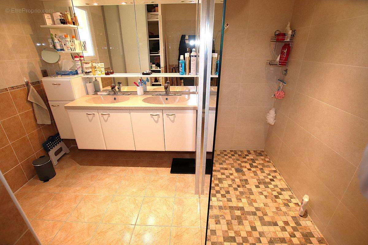 Villa de plain-pied 136 m² - Cadre exceptionnel - photo 10