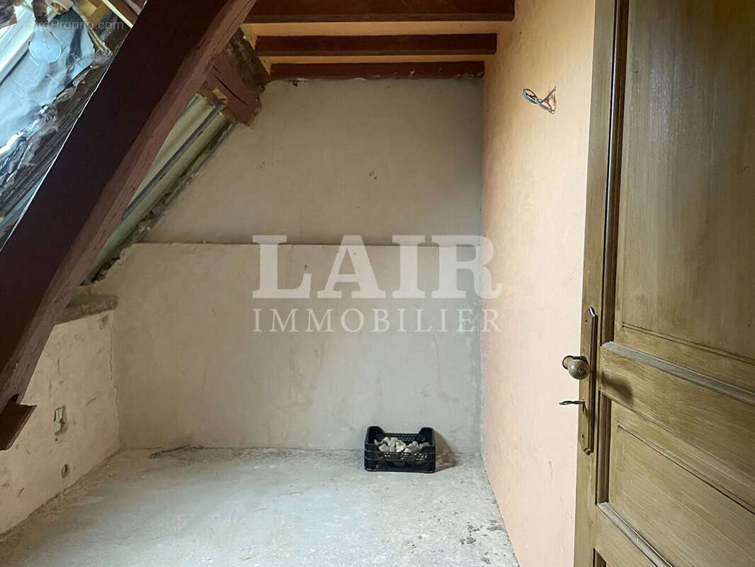 Maison à LE GUE-DE-LA-CHAINE