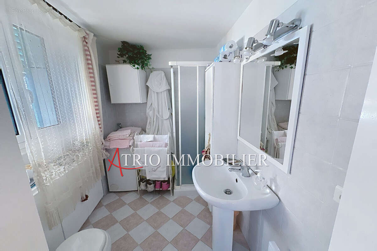 Appartement à VILLEFRANCHE-SUR-MER