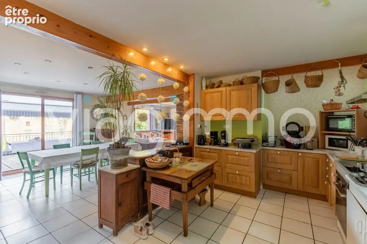 Superbe Chalet à DINOZE  dans un cadre de vie privilégié - photo 4