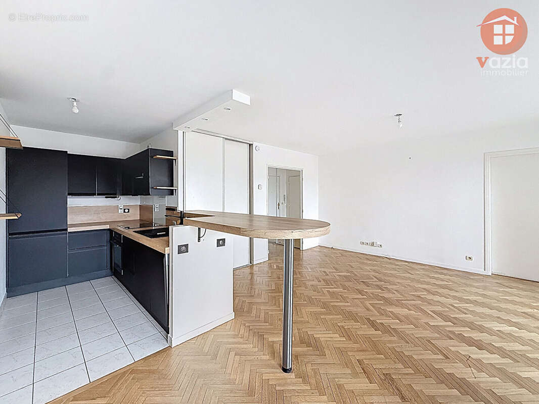 Appartement à SURESNES