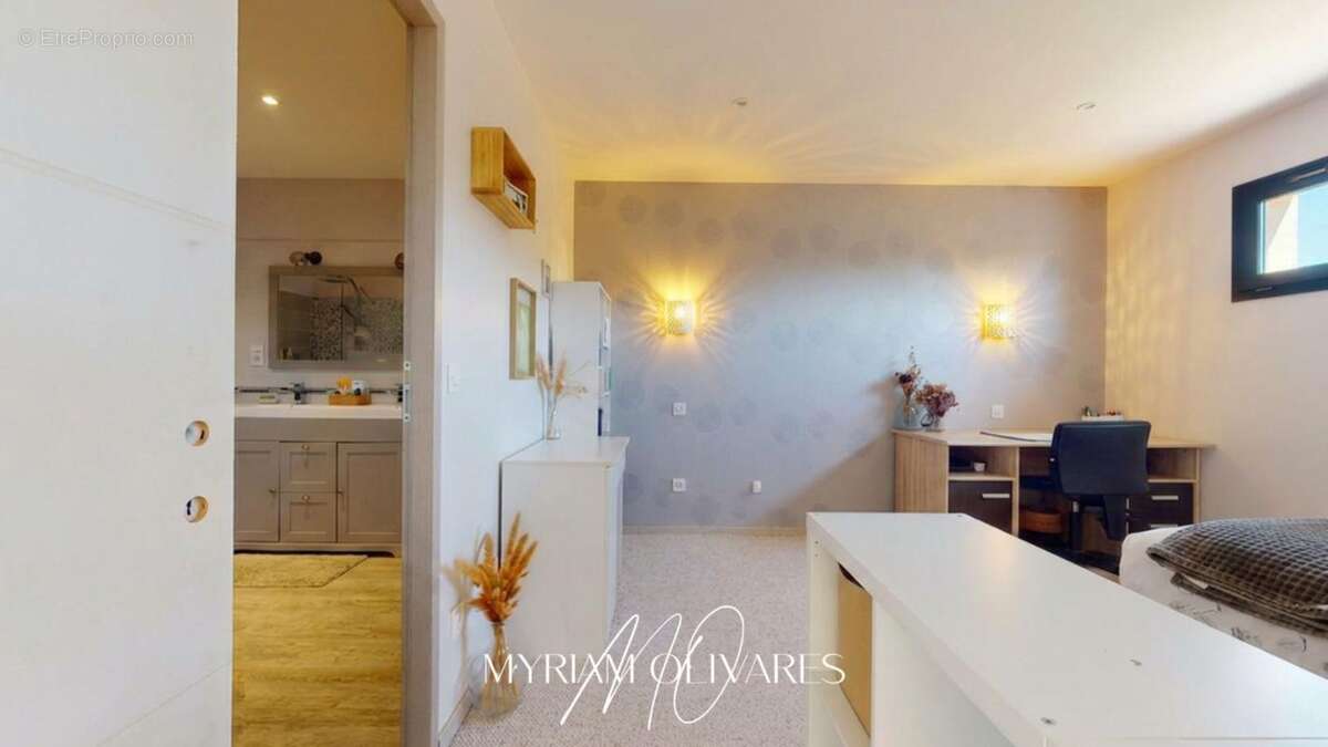 Exclusivite ! aragon ! villa 6 pièce(s) 202 m2 avec piscine et vue  exceptionnelle ! - photo 13