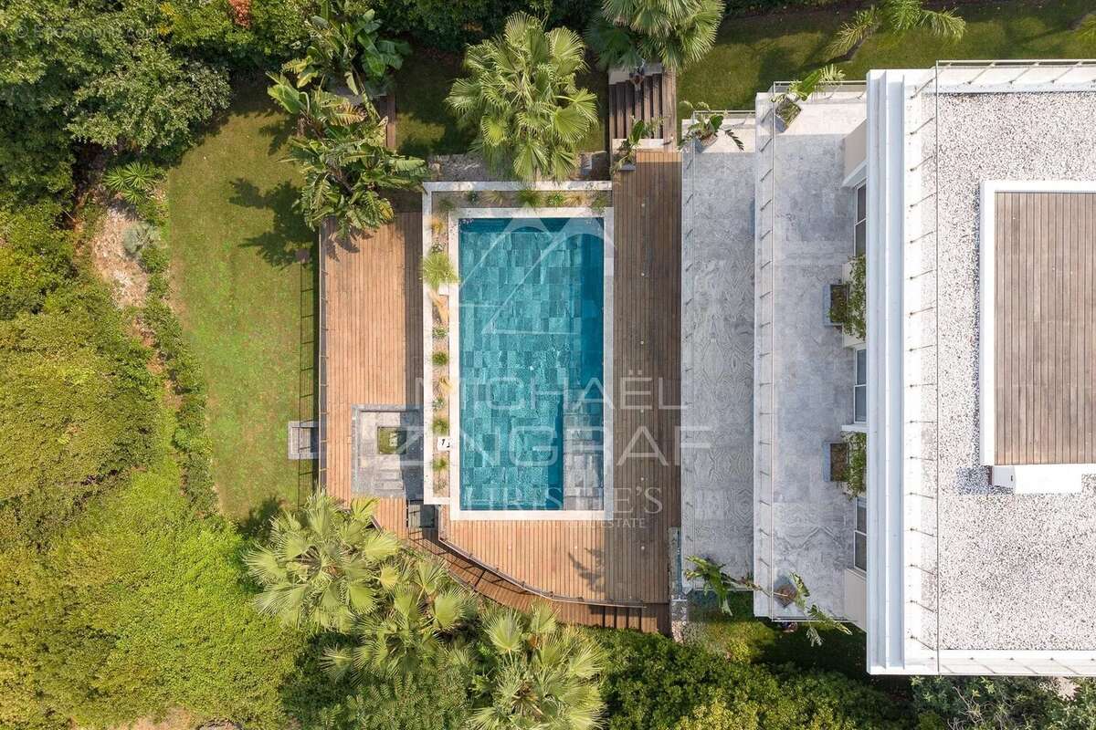 Splendide villa contemporaine rénovée  de 320 m² située dans un domaine privé - photo 22