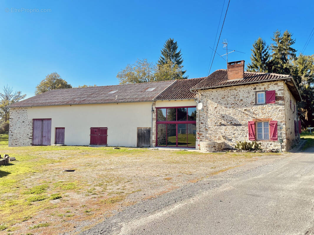 Maison à SAINT-CHRISTOPHE