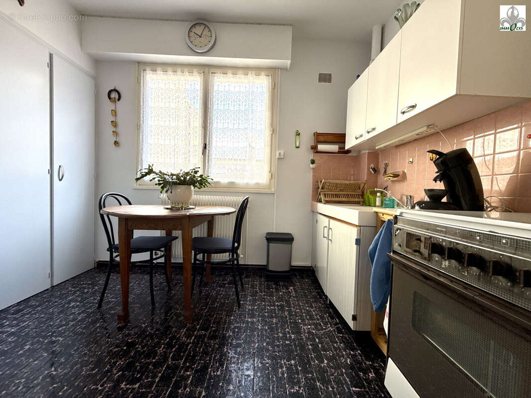Appartement au 1er étage - Appartement à SAINT-JEAN-DE-LOSNE