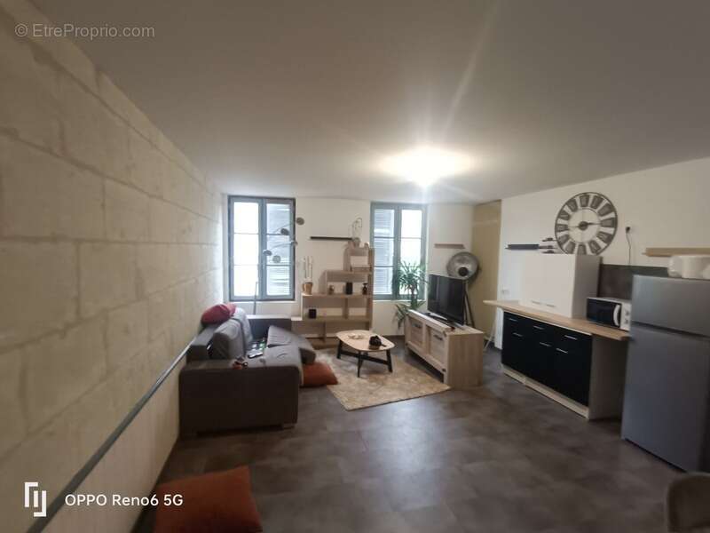 Commerce à FONTEVRAUD-L&#039;ABBAYE