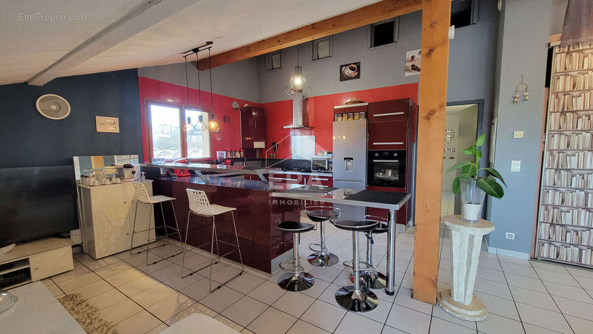 Appartement à MEYTHET