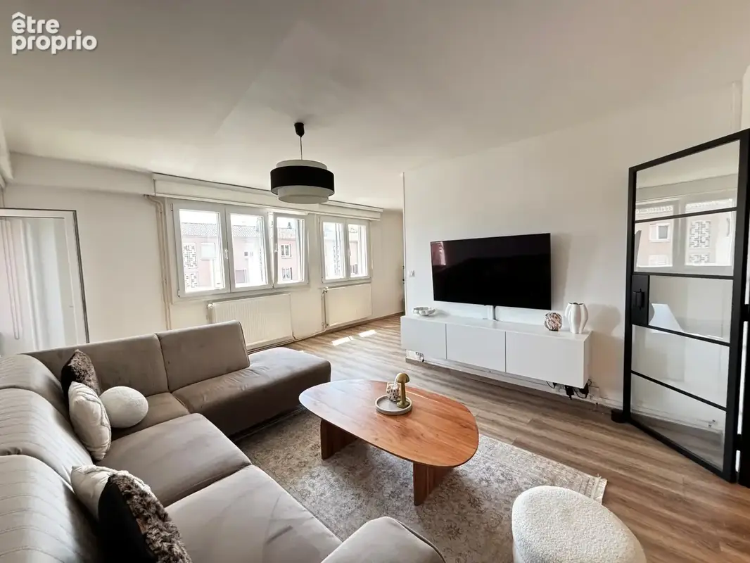BELFORT - Appartement entièrement rénové avec garage (Réf VB3769) - photo 1