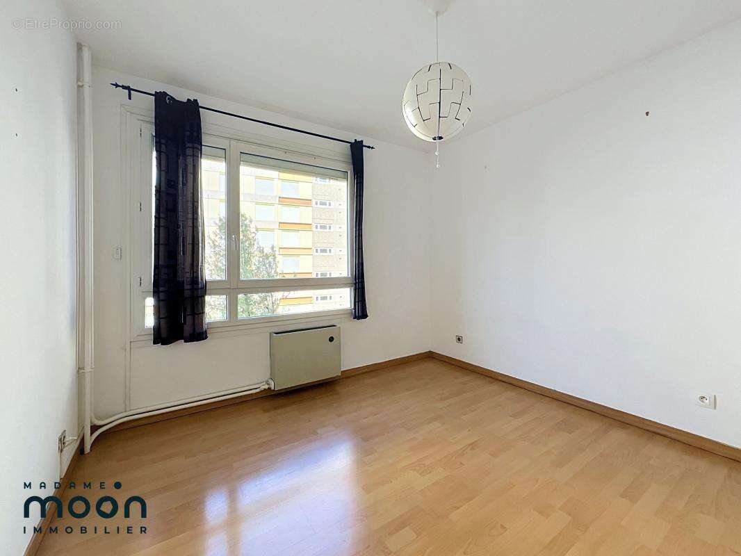 Exclusivité Oullins Pierre Bénite Montmein appartement - Cave - Balcon T4 77m² - photo 18