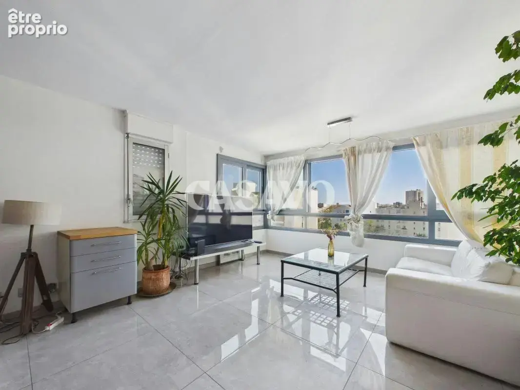 Vente Appartement 5 pièces de 97m² - 69100 Villeurbanne - photo 1