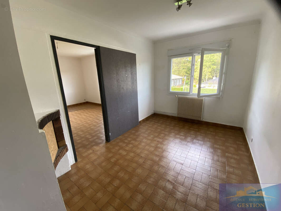 Maison avec 3 appartements - photo 21