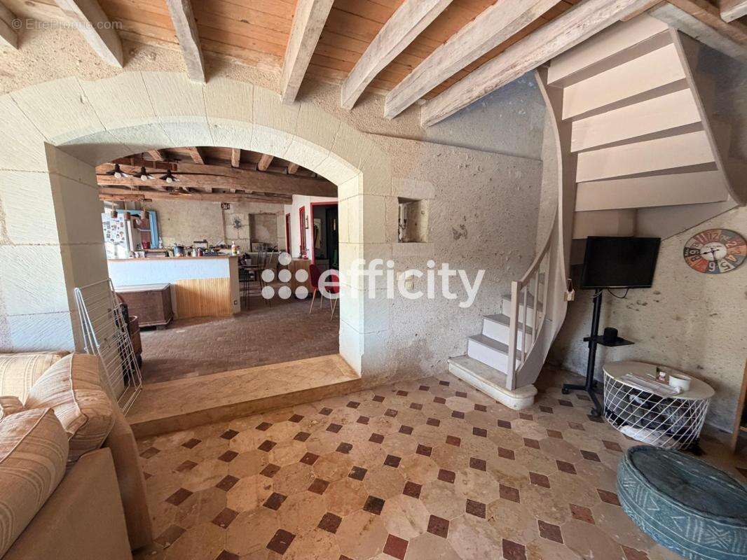 Maison 178 m² à Montoire-Sur-Le-Loir  - photo 8