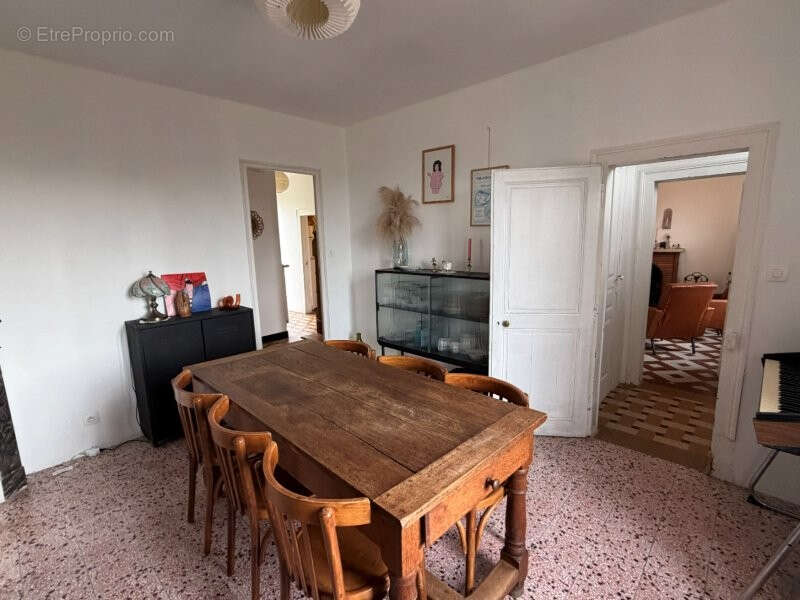 Maison à MONTMIRAIL