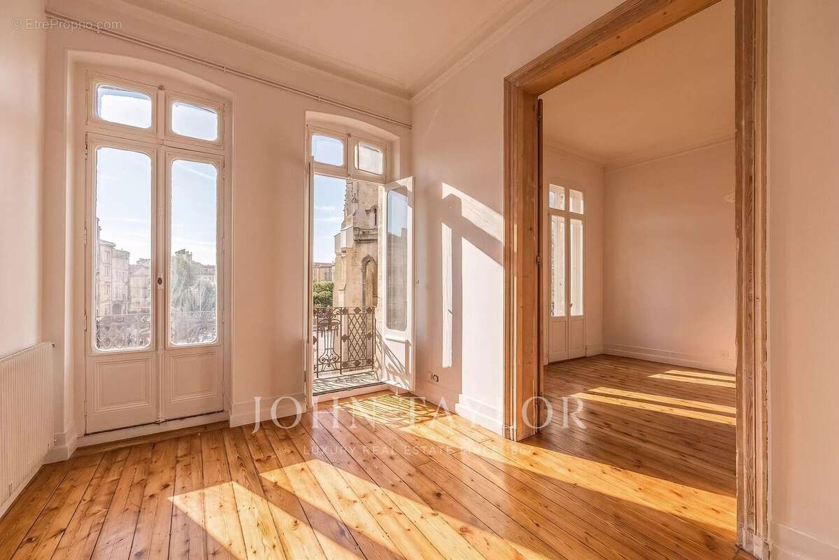 Appartement à BORDEAUX