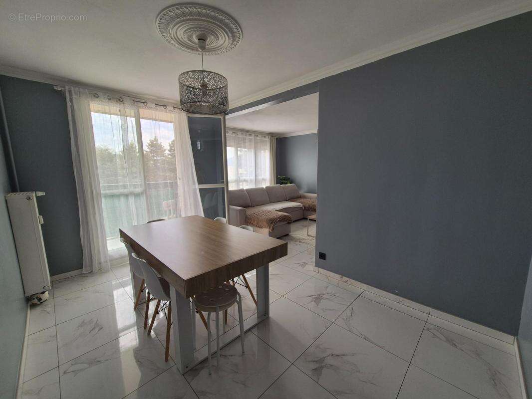 Appartement à VILLARS