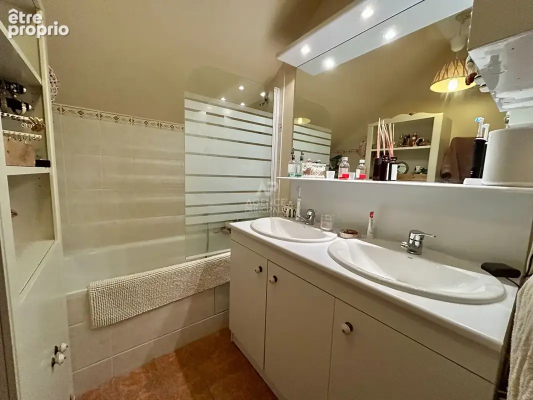 Appartement Poissy 4 pièce(s) 90m2 - photo 10