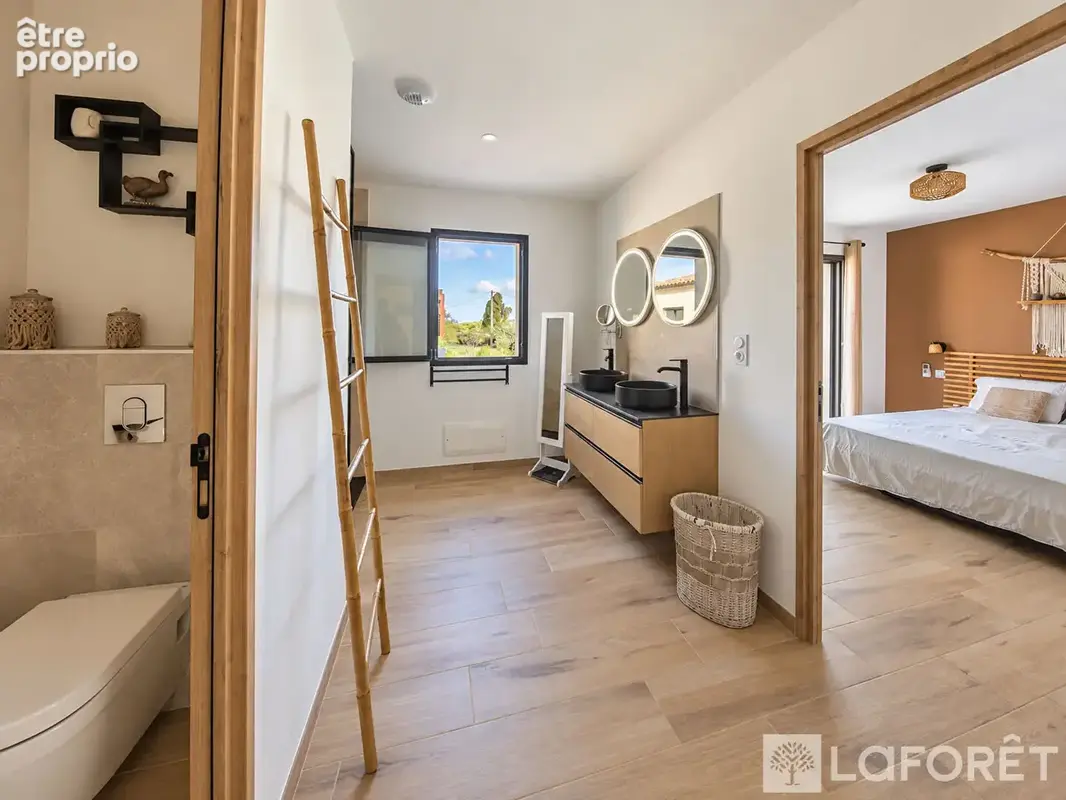 CALVI Élégante villa contemporaine de plain-pied avec piscine à débordement - photo 11