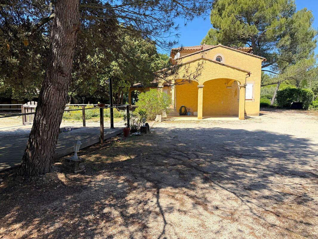 Maison à MAZAN