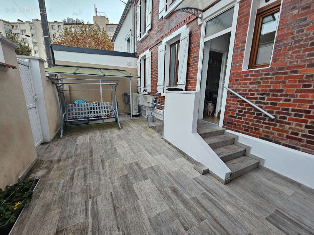 Maison à JOINVILLE-LE-PONT