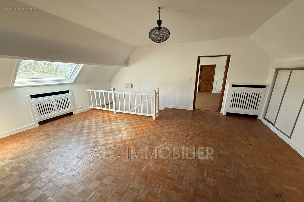 Maison à PREVAL