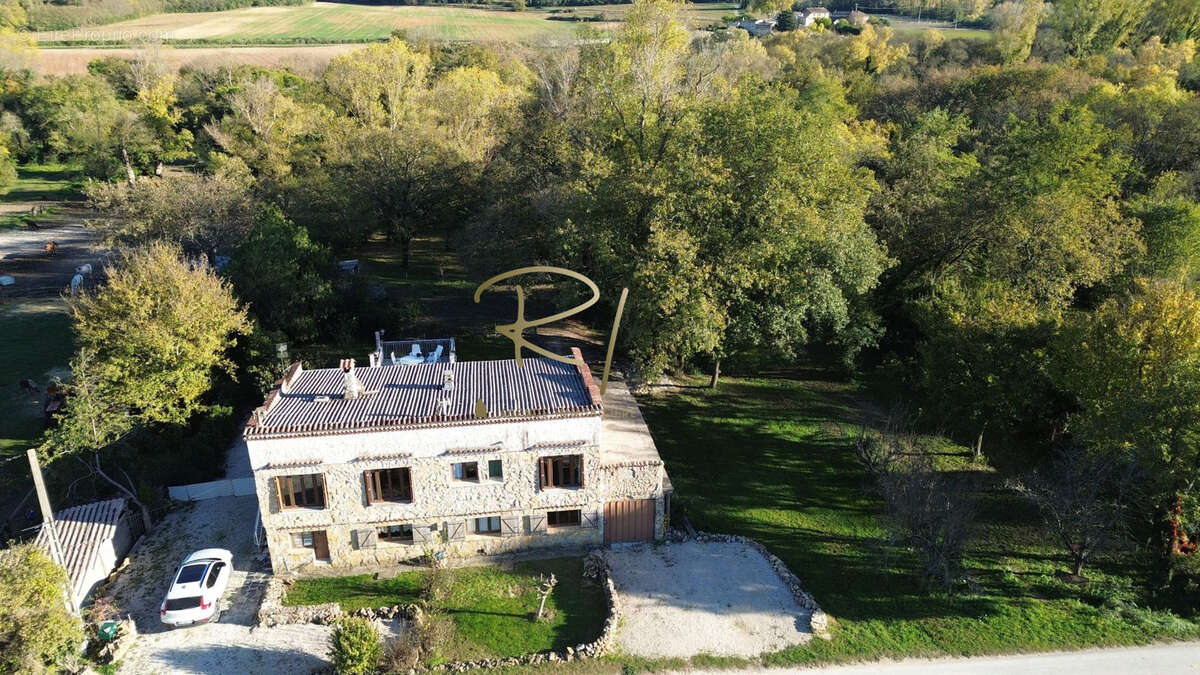 Maison à GOUDARGUES