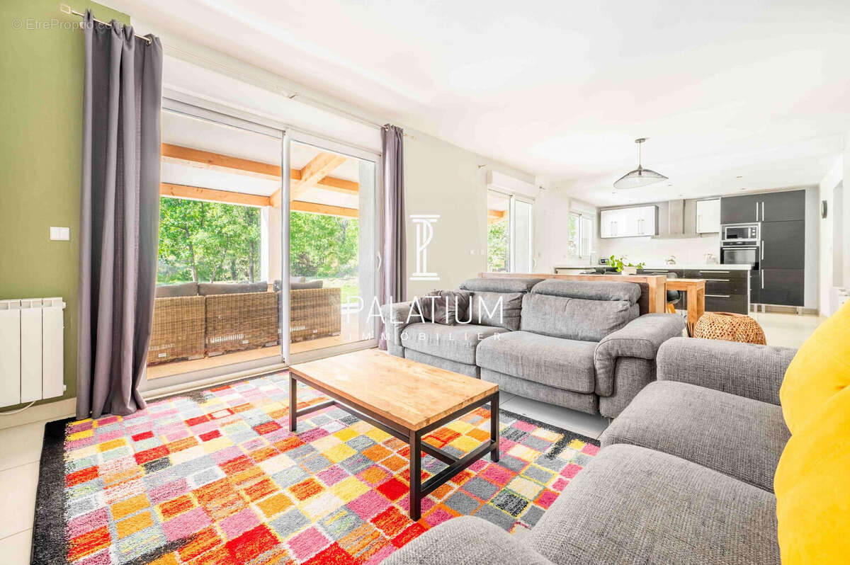 Maison à PIERREVERT