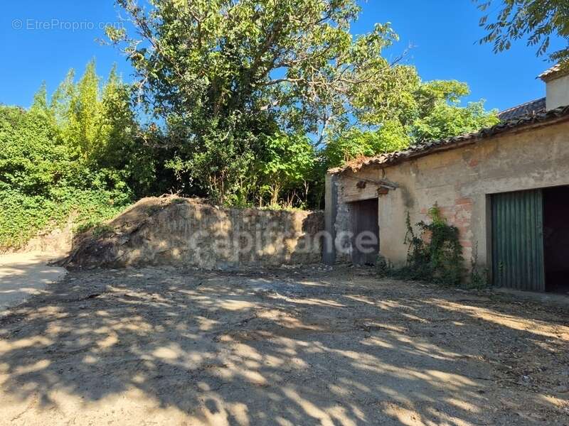 Maison à SAINT-GENIES-DE-COMOLAS