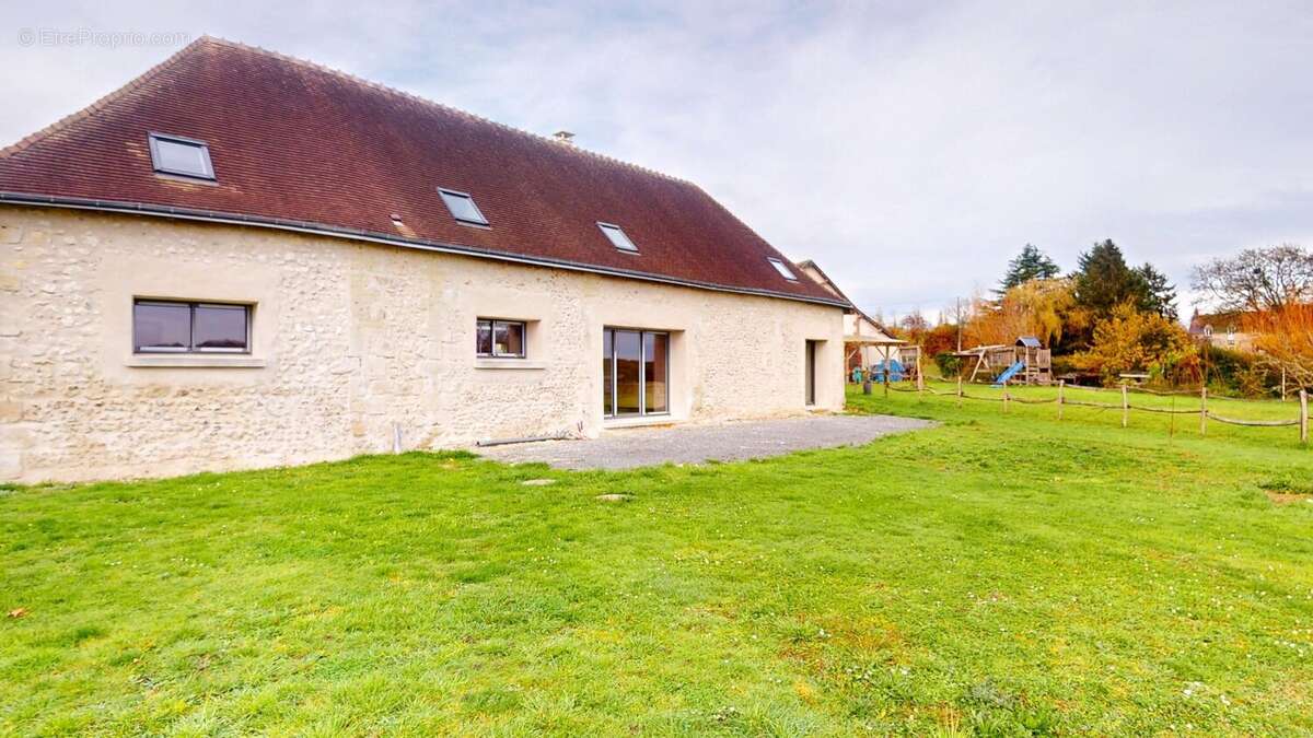 Maison à VERNOU-SUR-BRENNE