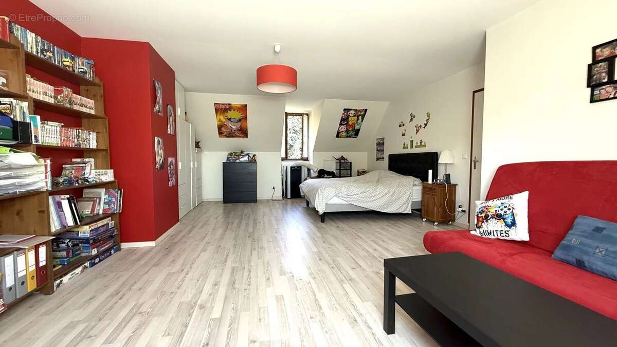 Maison à BOUFFEMONT
