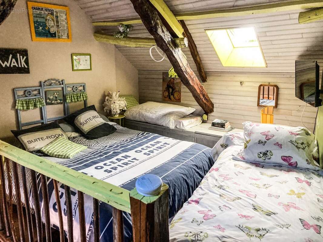 Appartement à PUYJOURDES