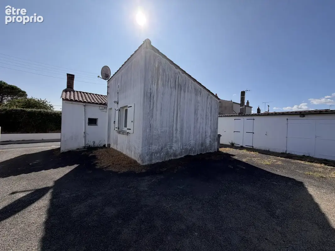 AIZENAY, centre-ville, ensemble de 2 logements sur 615 m2 de terrain - photo 3