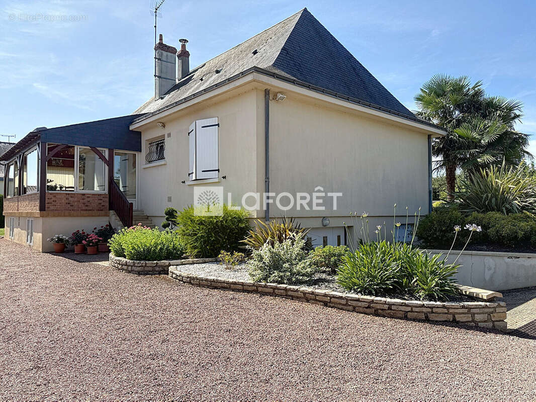 Maison à DOUE-LA-FONTAINE