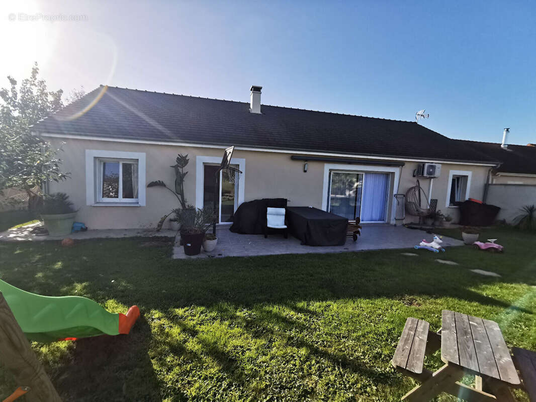 Maison à CHATELLERAULT