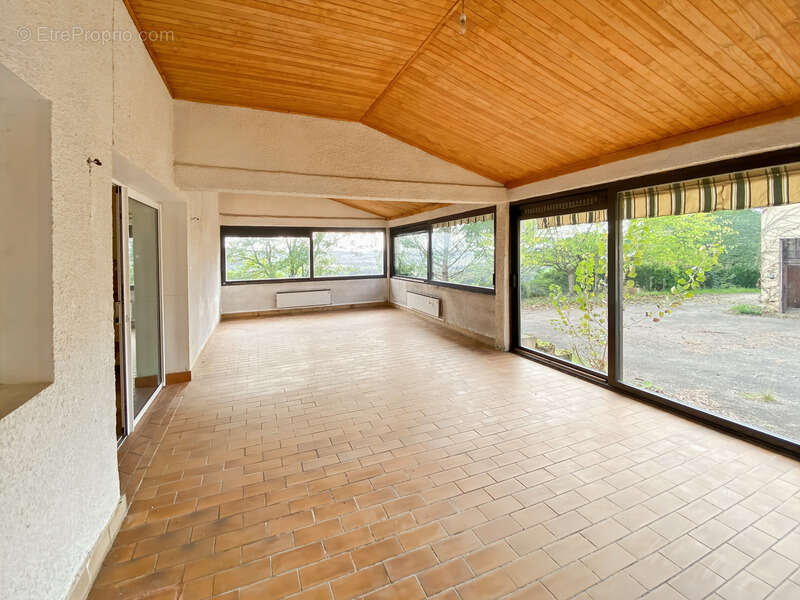 Dpt Gers (32), à vendre Proche de RISCLE château T6 de 327 m² habitables + 580 m² de dépendances attenantes sur 8157 m² de terra - photo 35
