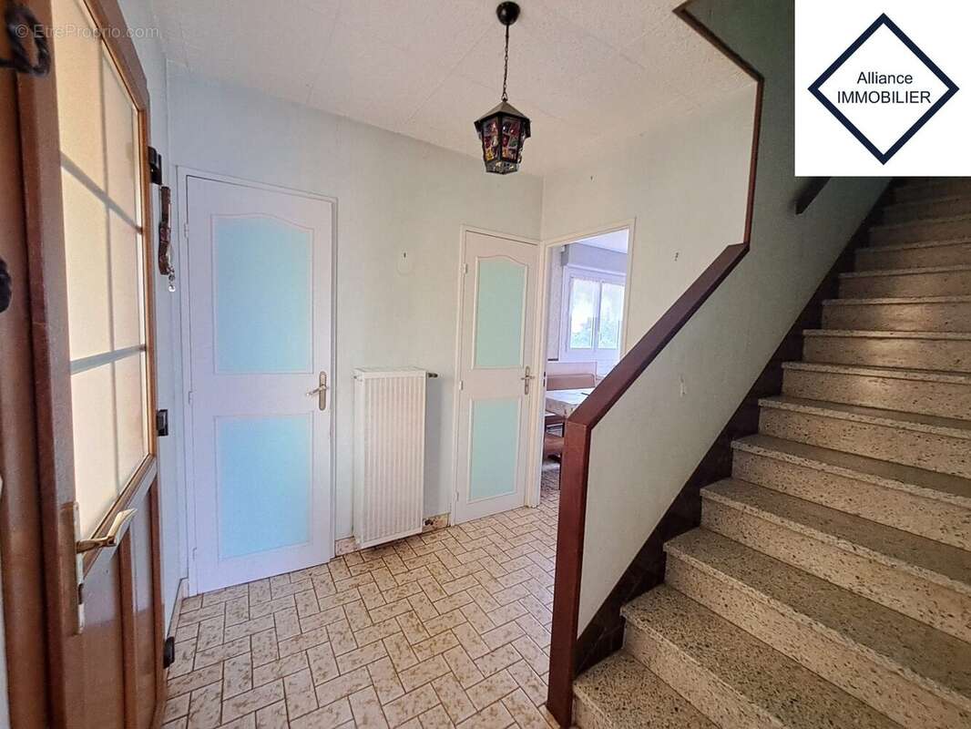 Maison à MONTAUBAN-DE-BRETAGNE